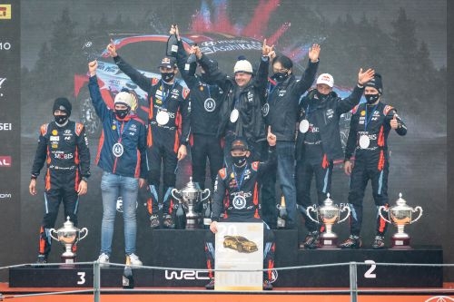 2020 FIA World Rally Championship
Round 07 Rally Monza 03-07 December 2020

Day 3, Atmosphere, Podium, Dani Sordo, Carlos Del Barrio, WRC Title,
President Scott Noh, Andrea Adamo, Craig Breen, Martin ...