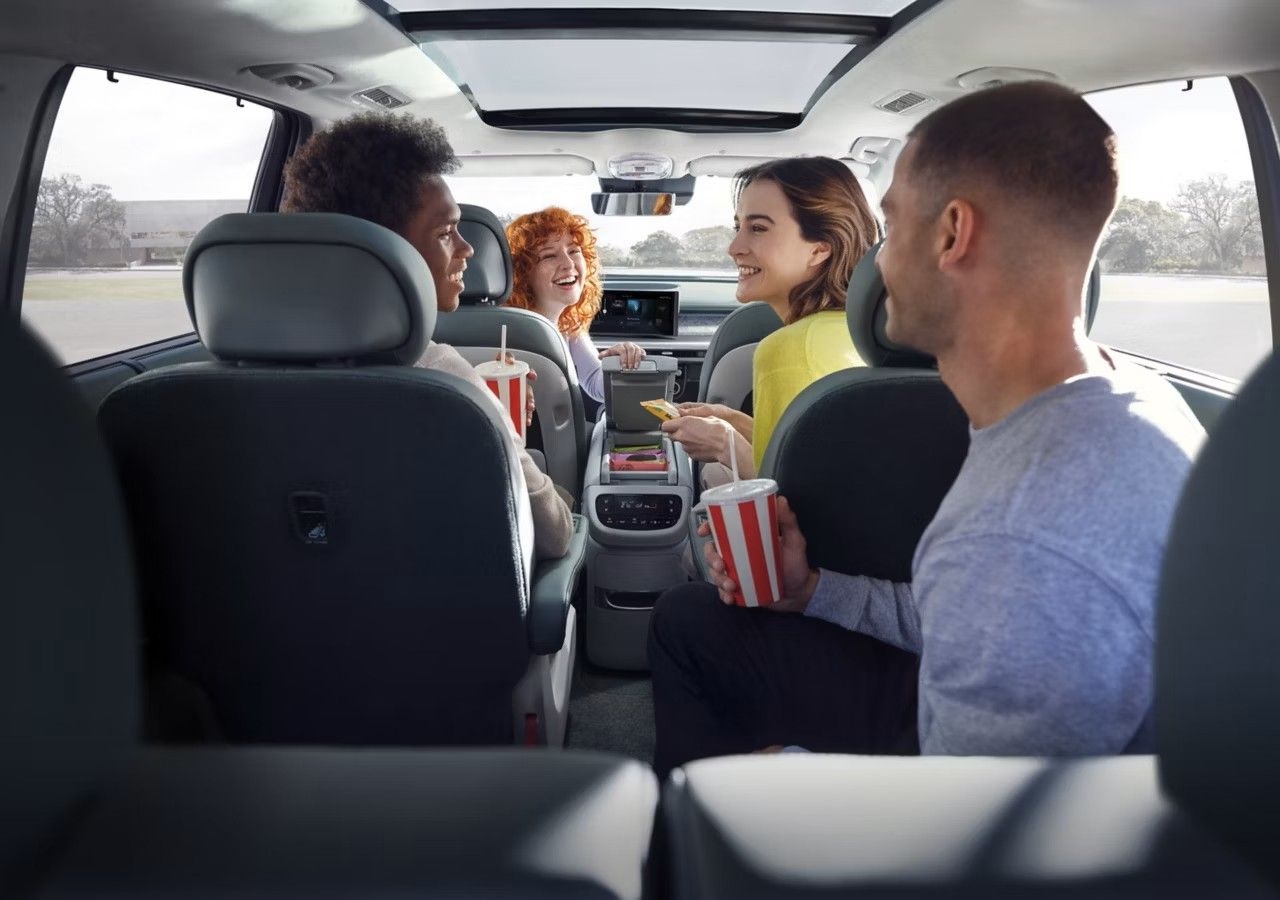 Prostran u sva tri reda